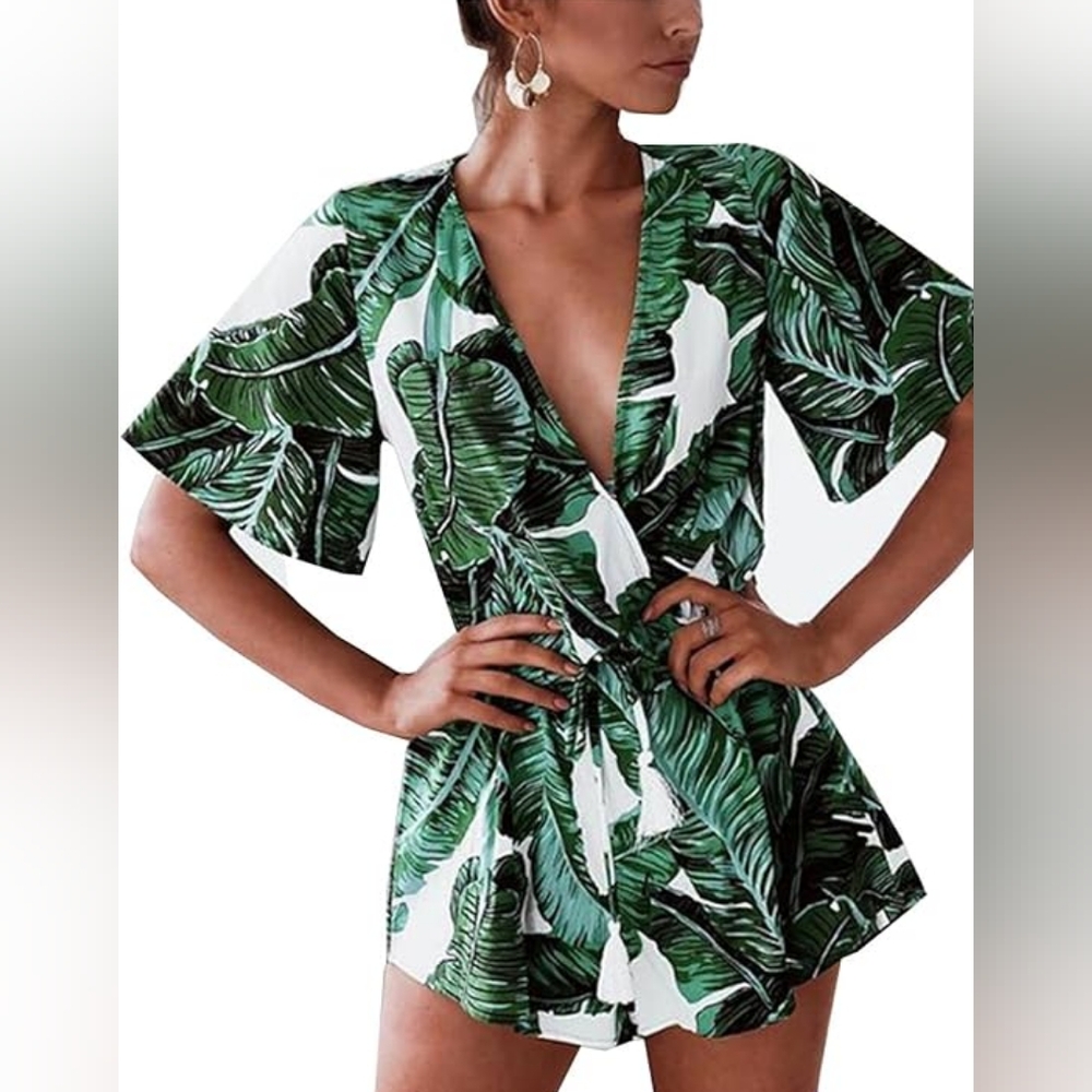 Famulily plunge v neck romper Palm tree print